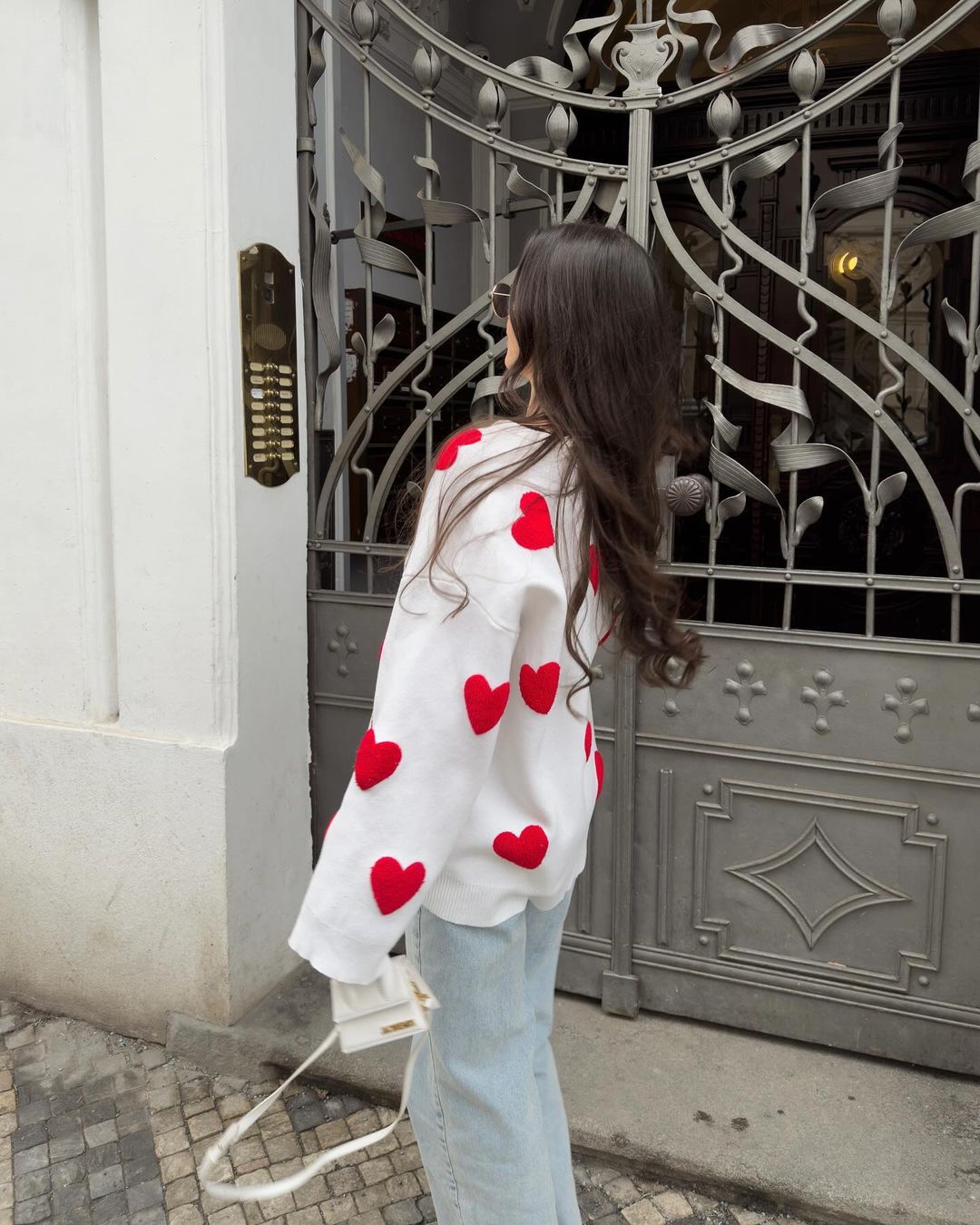 ARIA | Love Sweater